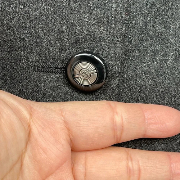 Louis Feraud Virgin wool floral embroidery jacket size 12 - Picture 4 of 13